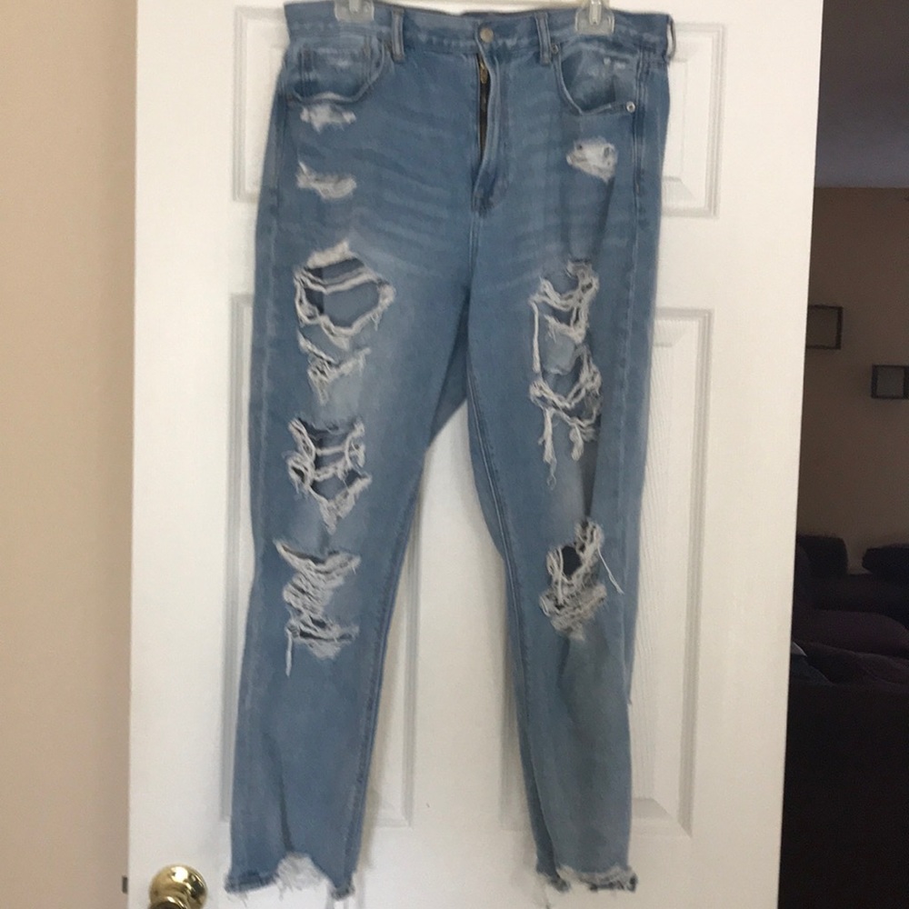 American Eagle mom jeans